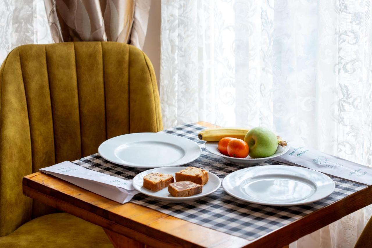 April Hotel Istanbul Luaran gambar