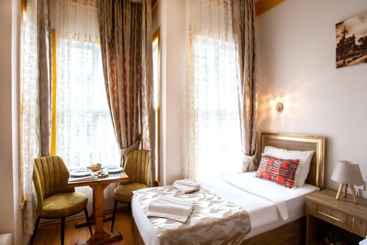 April Hotel Istanbul Luaran gambar